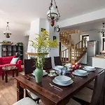 Spacious House In The Rural Suburbs Of Krakow *
